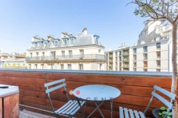 Passy – Studio d’exception rénové avec balcon 1