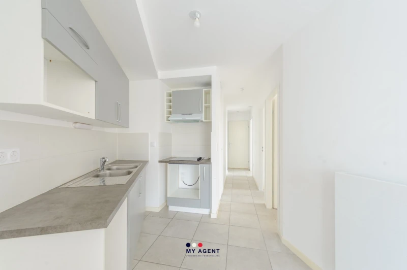 T4 avec grande terrasse 35m2 – Dernier étage 4