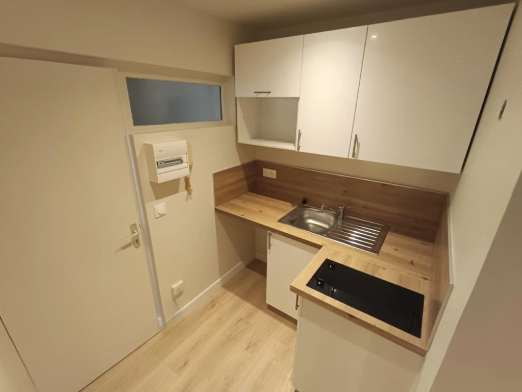 Studio rénové quartier Henriville Amiens 1