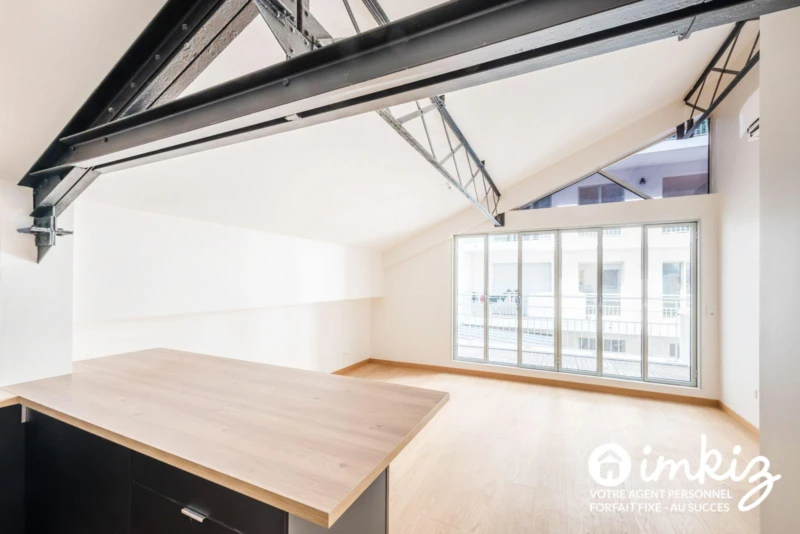 Montmartre 2 Pièces Style Loft avec climatisation 2