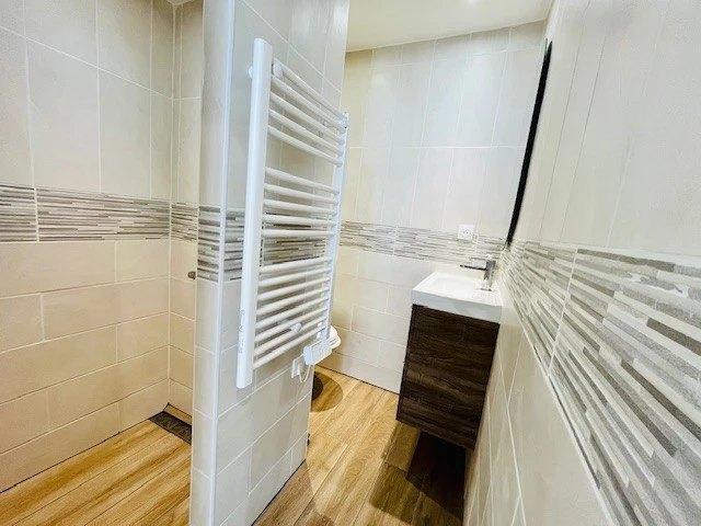 Appartement refait à neuf - Porte Royale 6