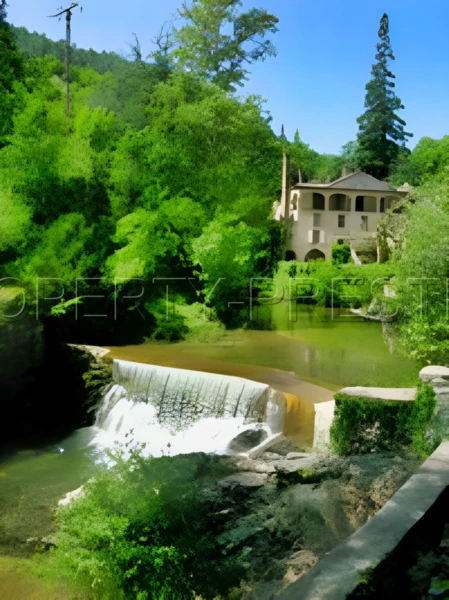 ARDECHE Domaine Réceptions Mariages 5.3 HA Rivière 2