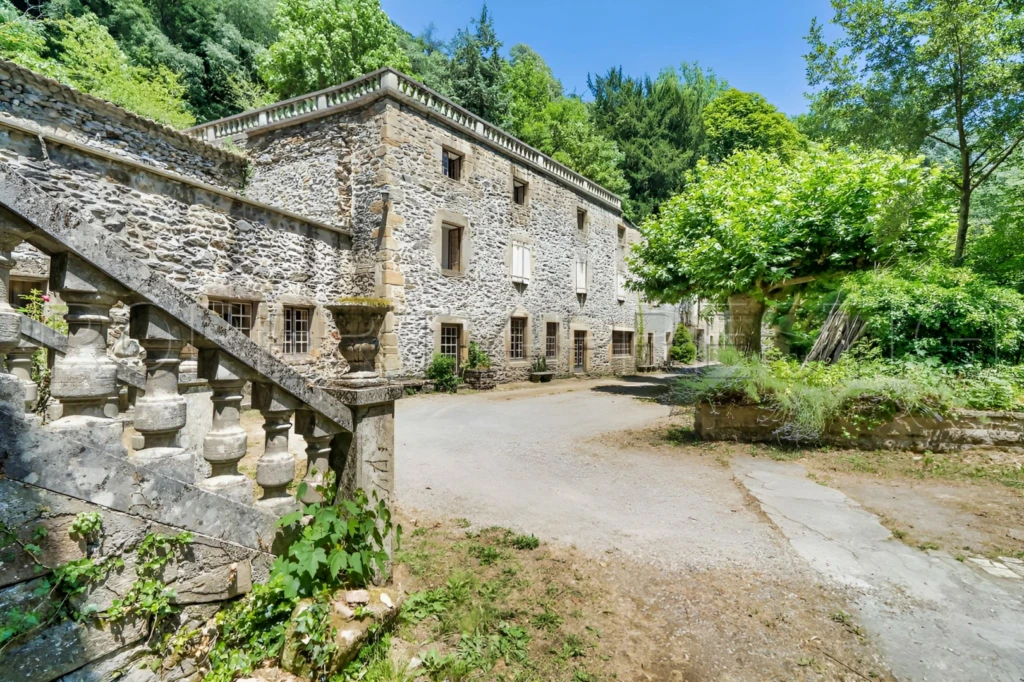 ARDECHE Domaine Réceptions Mariages 5.3 HA Rivière 6
