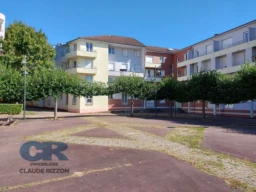 FAC DE SCIENCES - F2 loué à vendre 1