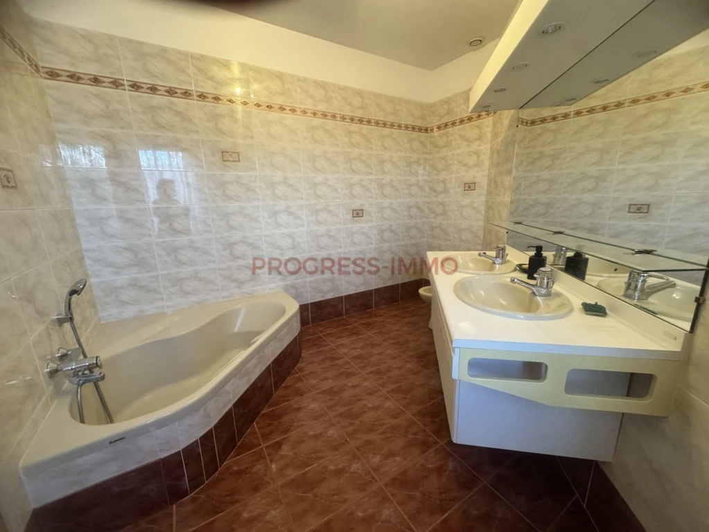 Maison 6 pièces 12