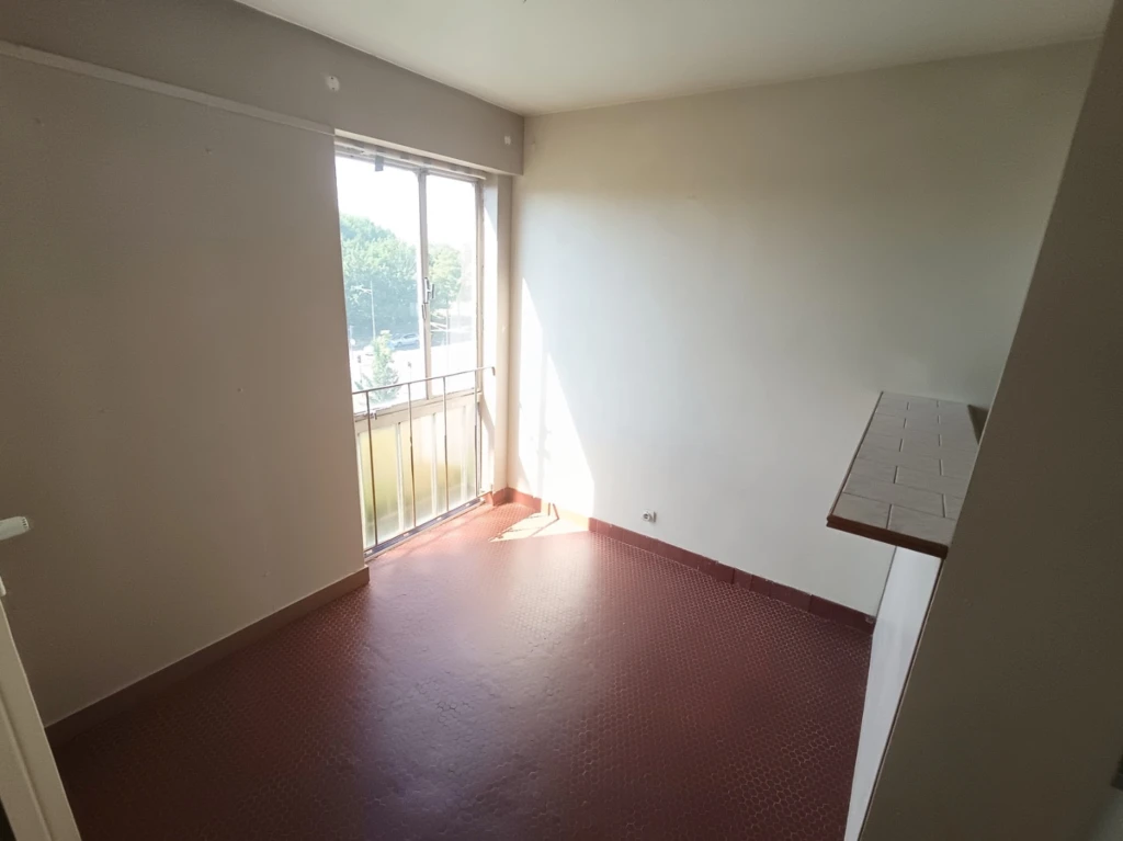 T2 avec balcon – Rés Parc Beauvillé 11