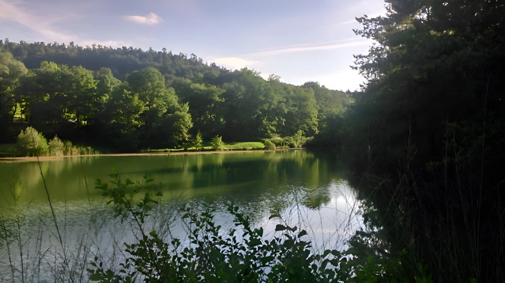 AUDE DOMAINE TOURISTIQUE 9 HA LACS 1