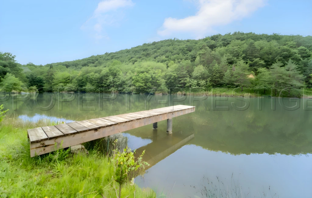 AUDE DOMAINE TOURISTIQUE 9 HA LACS 9