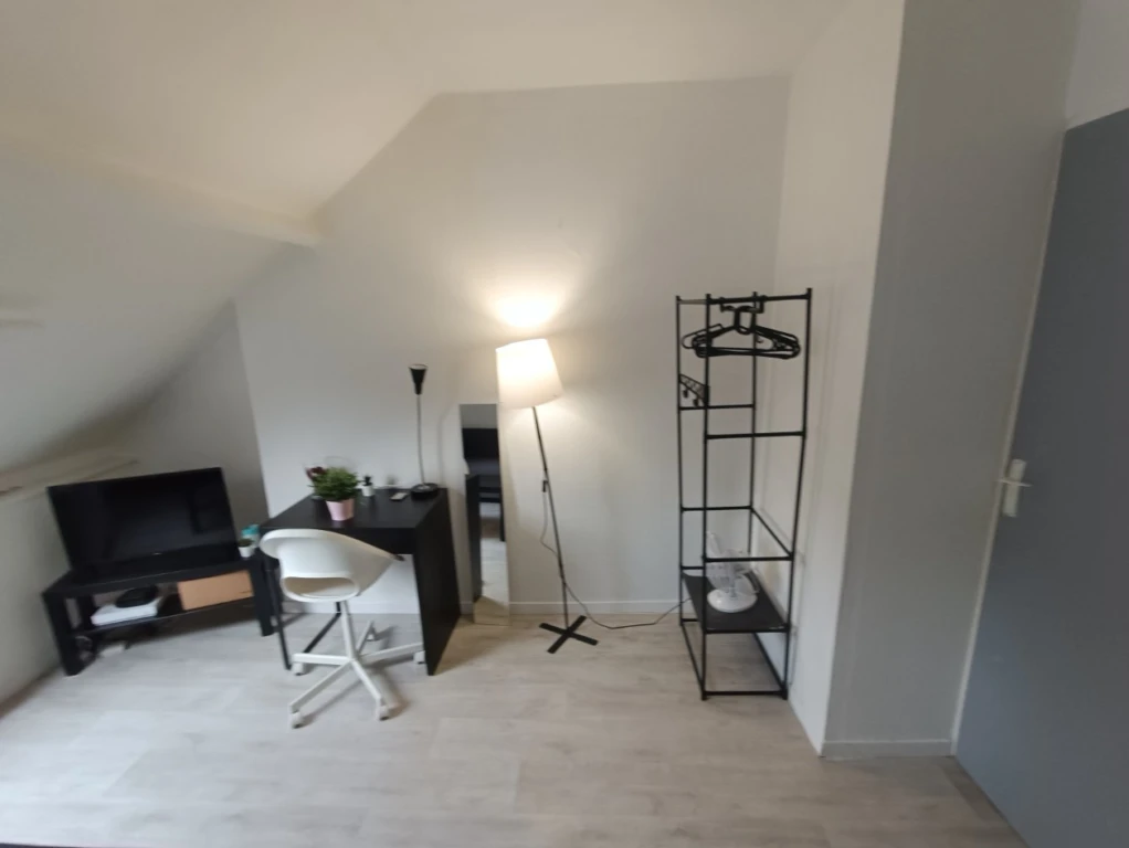 Studio Amiens Gare proche centre 8