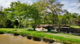 LANDES DOMAINE 57 ha ETANGS 20 ha 2