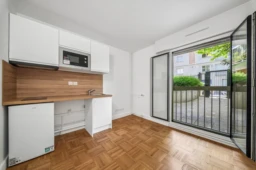 Studio- Paris 20e 2