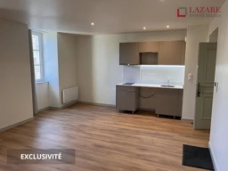 A LOUER T1 refait à neuf avec parking 1