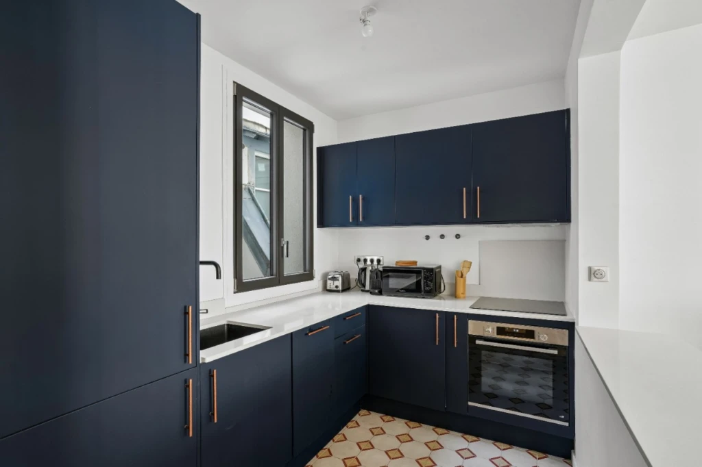 Studio Rénové - Quartier Champs Elysées - Paris 8 5