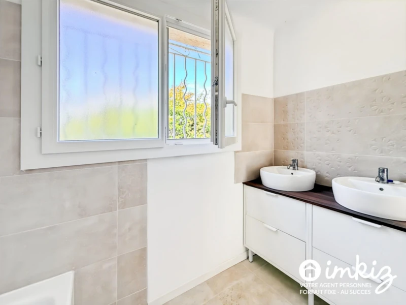 Maison provençale rénovée 13