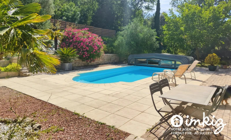 2 Maisons de plain pied de 9 et  4 pièces piscine 2
