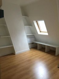 LOCATION - STUDIO REFAIT À NEUF 17m2 AU SOL 1