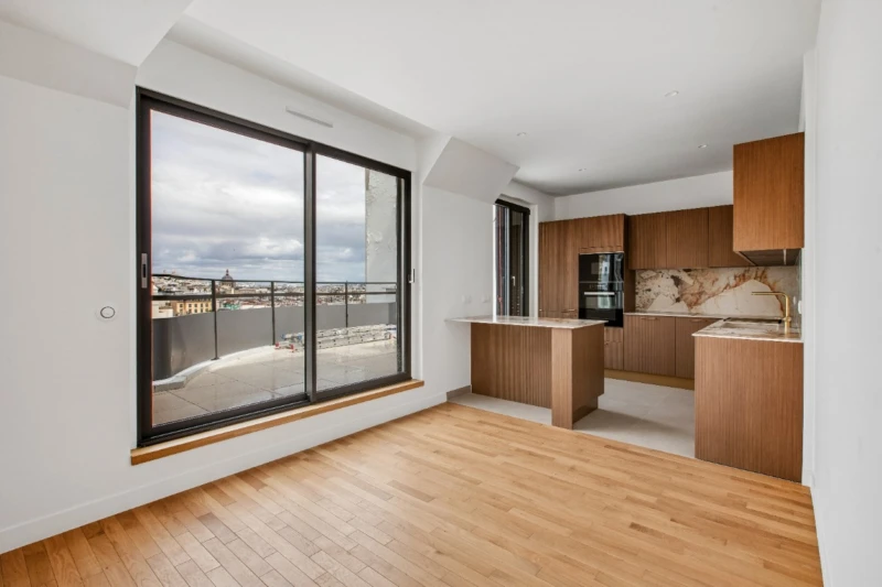 T4 ROOFTOP DUPLEX Quartier Champs-Elysées Paris 8 3