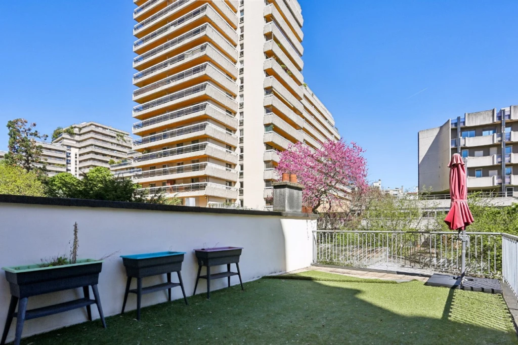 EXCLUSIVITE - 2 PIECES TERRASSE- BOULOGNE 11