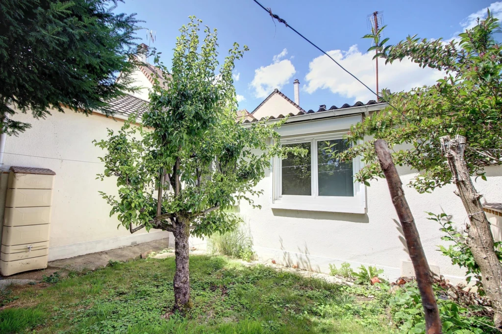 Ormesson maison 48m2 avec garage 11