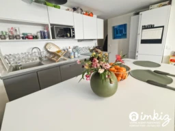 Appartement 3 pièces de 2016 avec terrasse 3