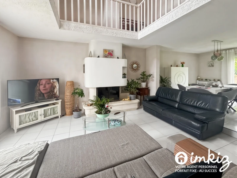 Maison de charme 154 m2 - 7 pièces - 5 chambres 1