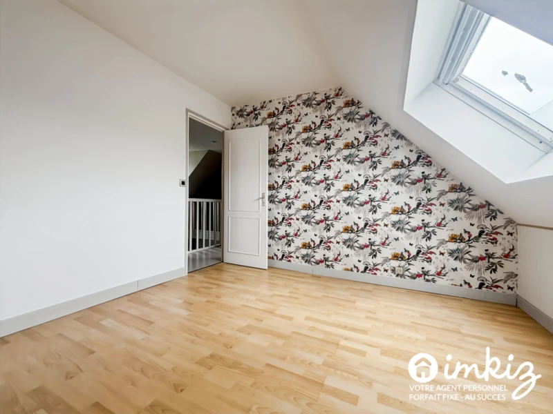 Maison de charme 154 m2 - 7 pièces - 5 chambres 11