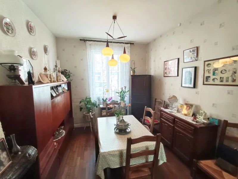 Maison 3 chambres + bureau + cour, Saint-Acheul 2