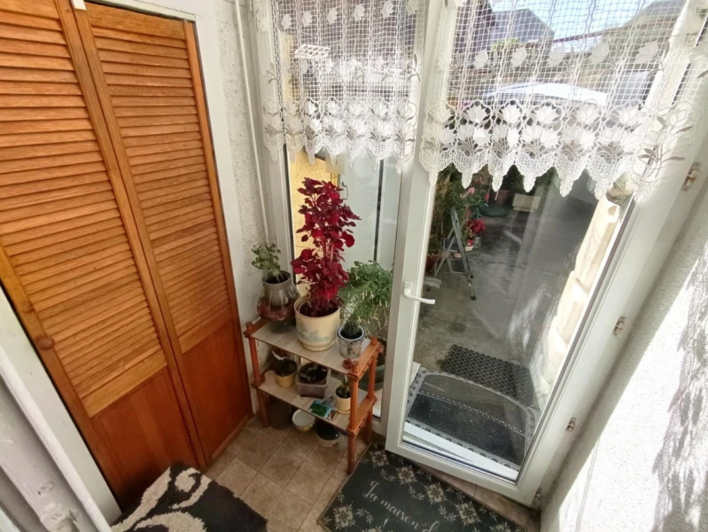 Maison 3 chambres + bureau + cour, Saint-Acheul 9