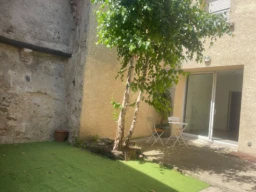 T3 avec cour privative et parking 3