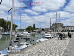 A LOUER T2 refait à neuf avec parking 2
