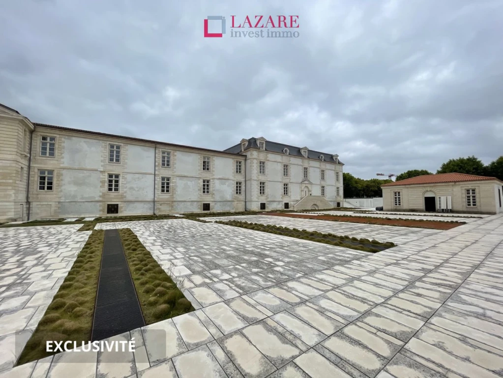A LOUER T2 refait à neuf avec parking 3