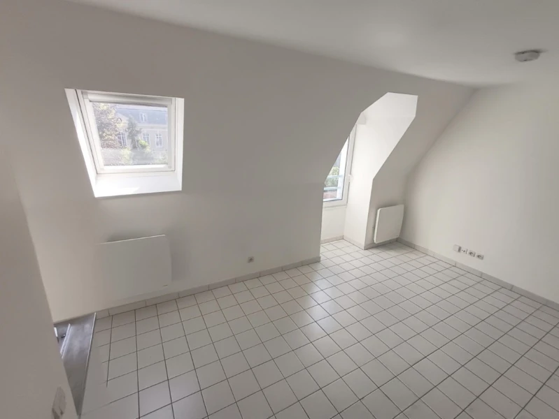 Studio proche Centre-ville Amiens 4