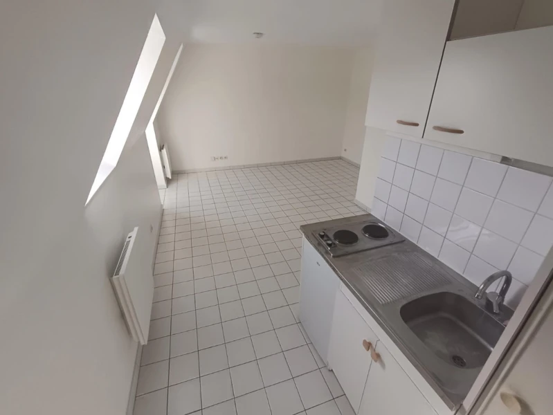 Studio proche Centre-ville Amiens 5