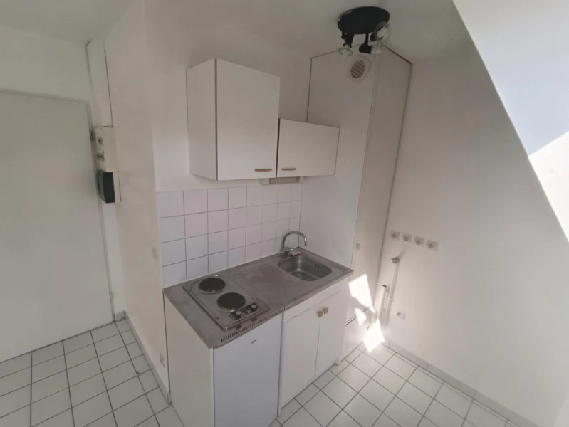 Studio proche Centre-ville Amiens 6