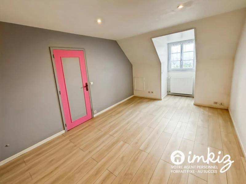 Maison au calme  proche commodités 4 pièces 9