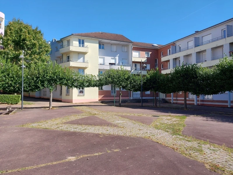 FAC DE SCIENCES - F2 loué à vendre 1