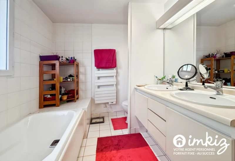 Maison lumineuse de 150 m² avec garage double 11