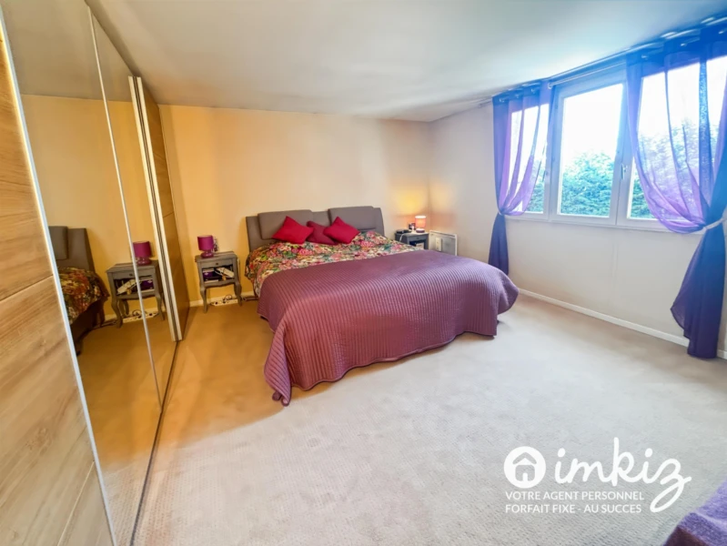 Maison lumineuse de 150 m² avec garage double 9