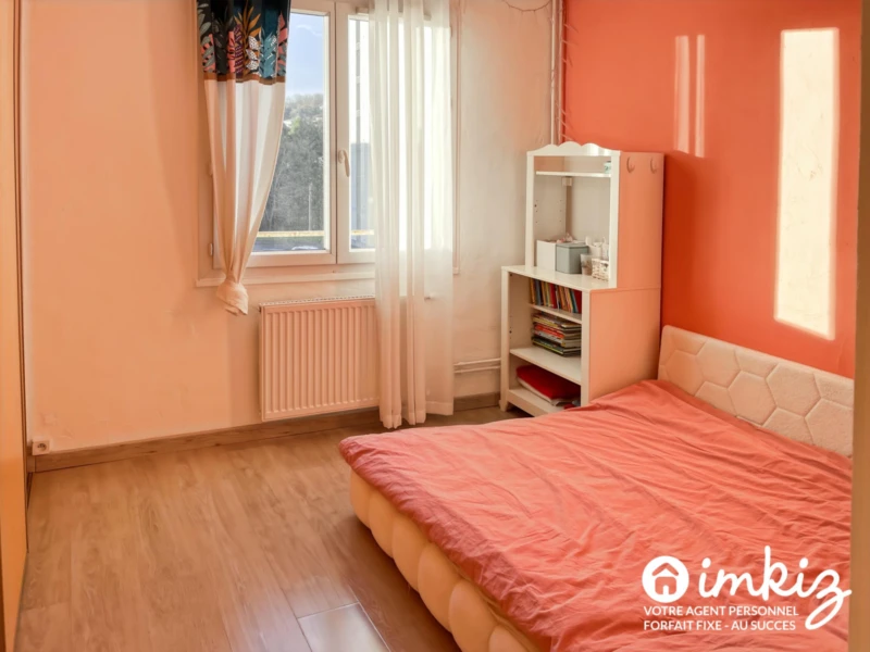 T4 de 103 m² traversant, 3 ch, sans vis-à-vis 14