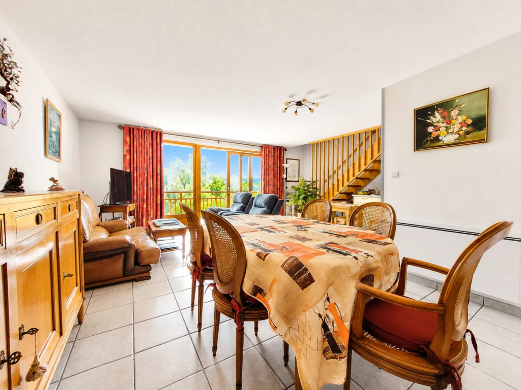 Superbe appartement T4 en duplex traversant 2