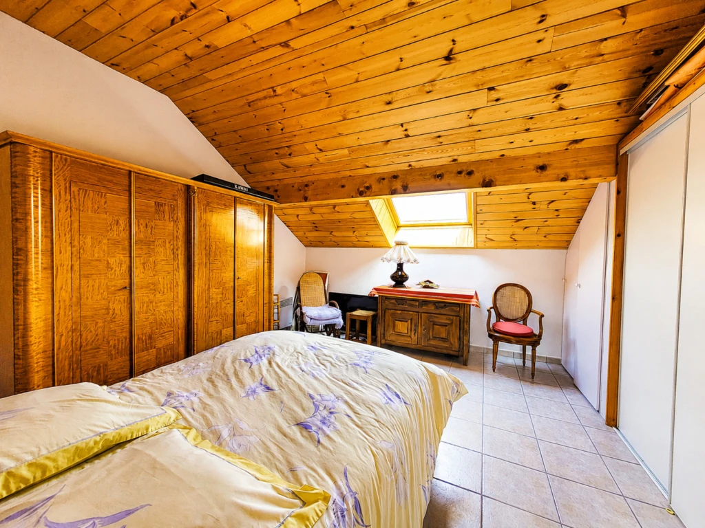 Superbe appartement T4 en duplex traversant 9