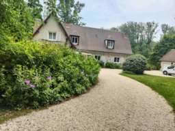 Maison de caractère - Piscine  et parc  paysager 1