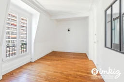Charmant 2 pièces rénové – Dernier étage  Lumineux 2
