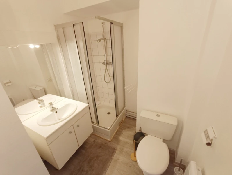 Studio meublé centre ville Amiens 22m2 9