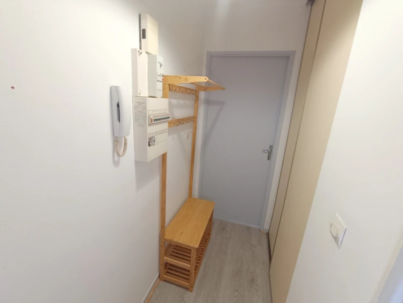 Studio meublé centre ville Amiens 22m2 10