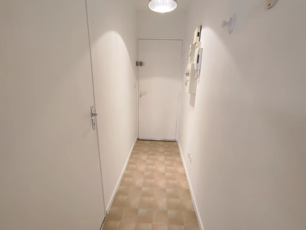 Studio meublé Centre Amiens Jacobins 11