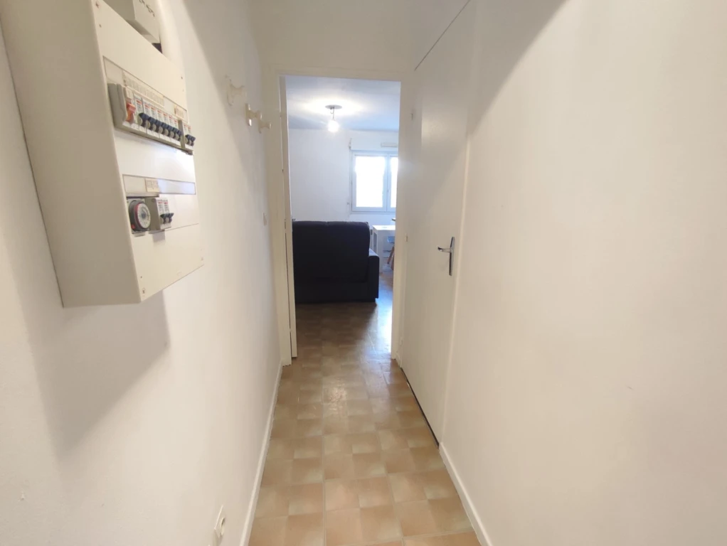 Studio meublé Centre Amiens Jacobins 10