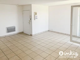Duplex 2 pièces avec balcon, cave et parking 2