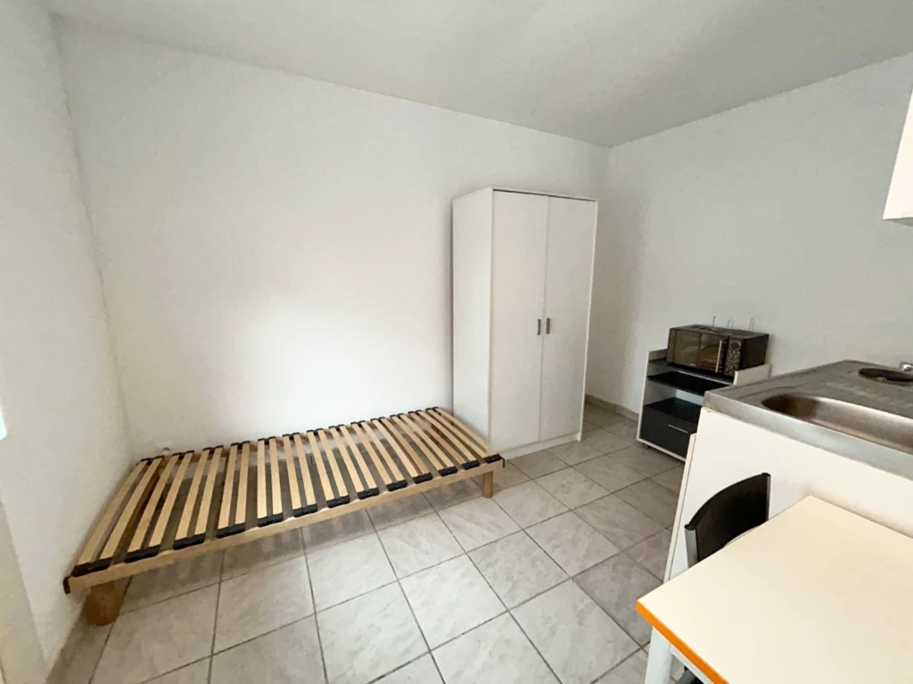 Studio meublé – École d’Art Amiens 8
