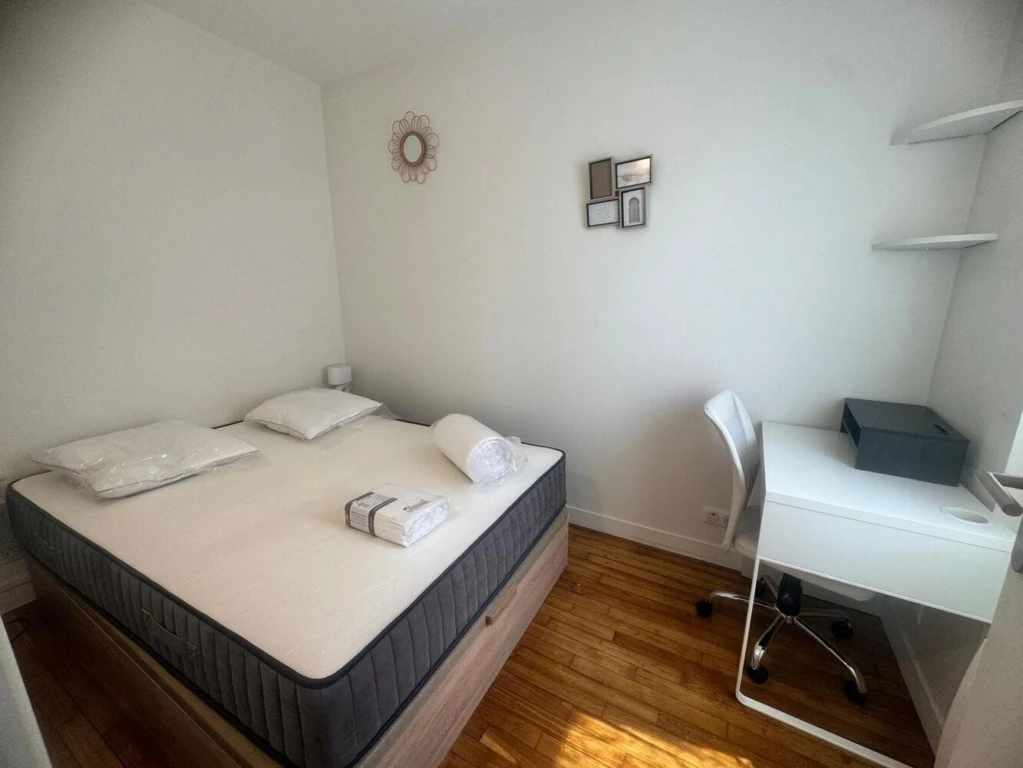 Grand studio meublé avec coin nuit 7